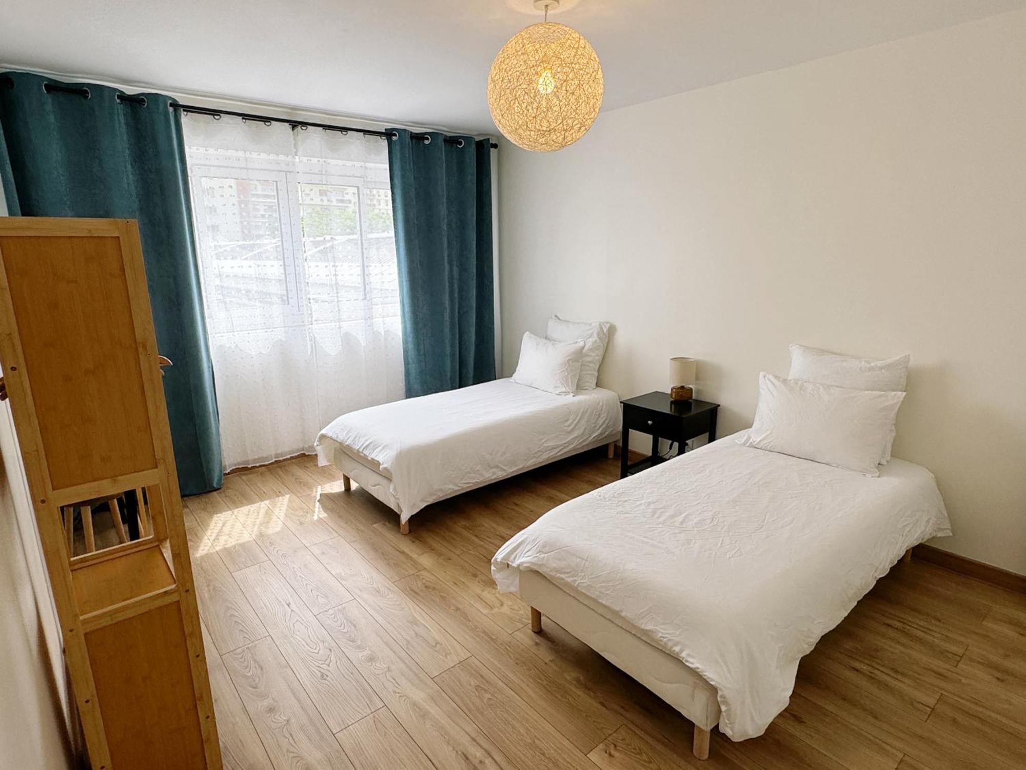 Paradis De Vanves Bagian luar foto